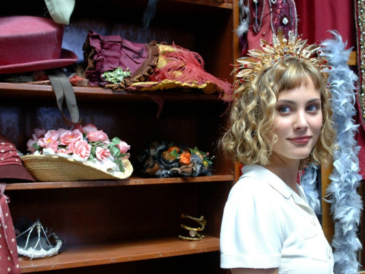 Nora Arnezeder pic #687329
